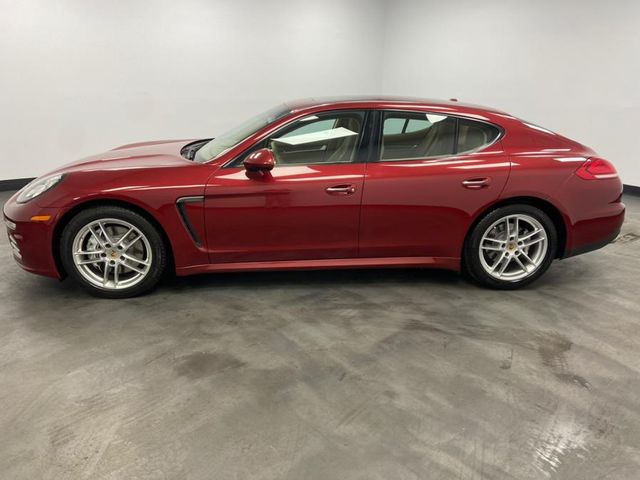 2015 Porsche Panamera 4