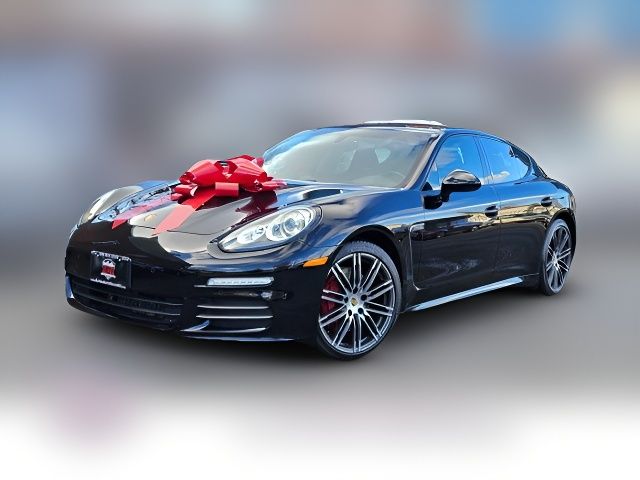 2015 Porsche Panamera 4