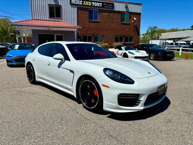 2015 Porsche Panamera GTS