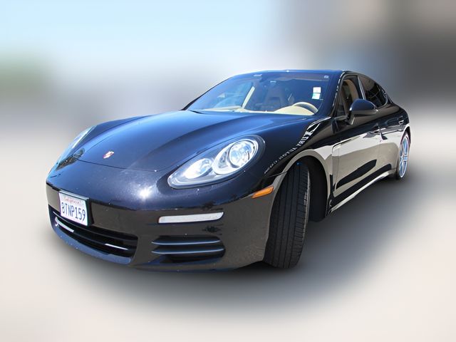 2015 Porsche Panamera 4