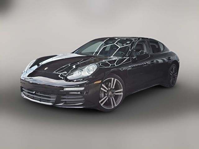 2015 Porsche Panamera Base