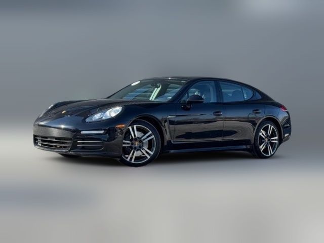 2015 Porsche Panamera 