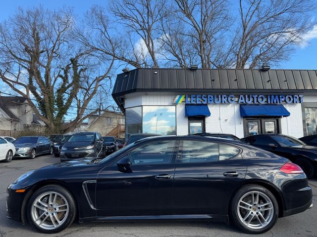 2015 Porsche Panamera Base