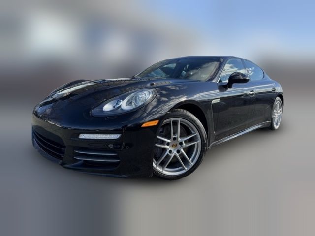 2015 Porsche Panamera Base