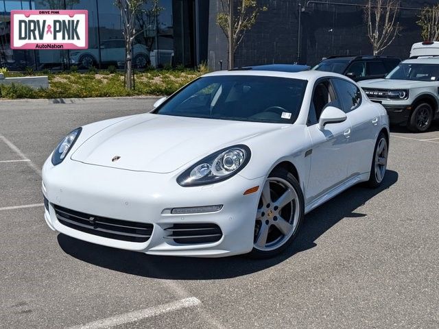 2015 Porsche Panamera Base