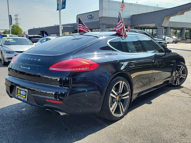 2015 Porsche Panamera 4S