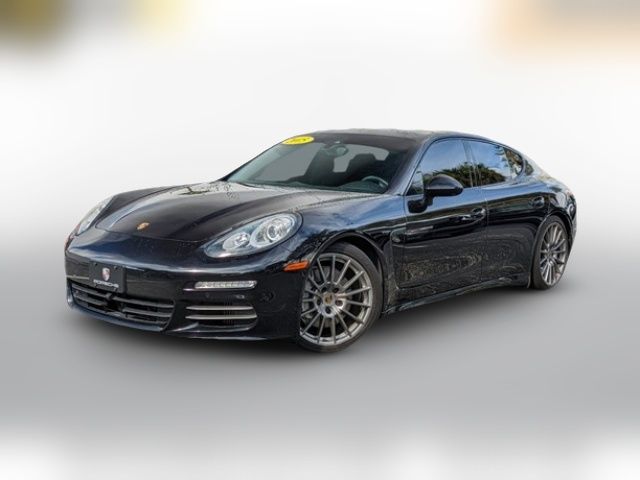 2015 Porsche Panamera 4S