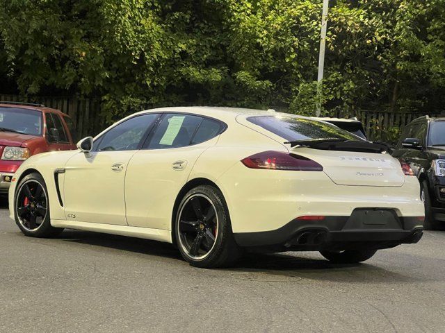 2015 Porsche Panamera GTS