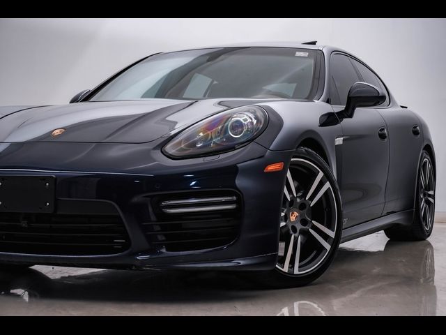 2015 Porsche Panamera GTS