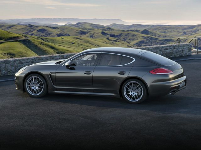 2015 Porsche Panamera GTS