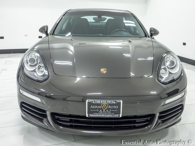 2015 Porsche Panamera Base