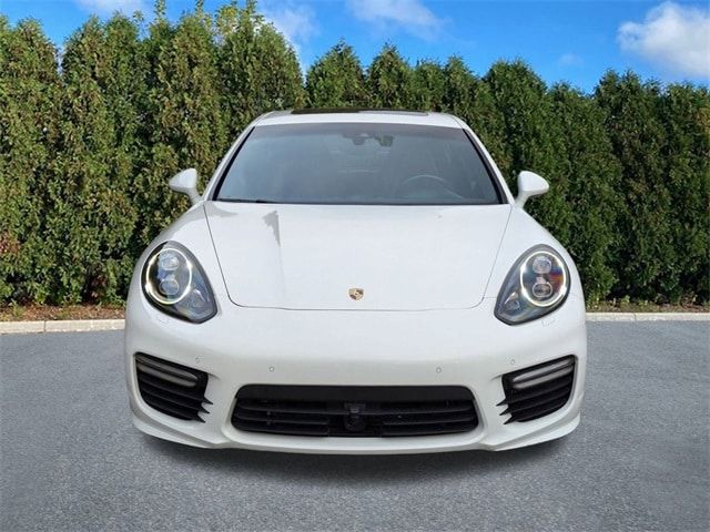 2015 Porsche Panamera Turbo