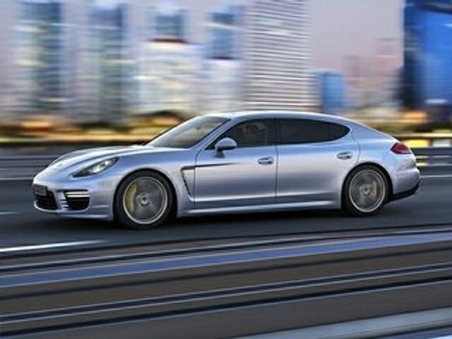 2015 Porsche Panamera Turbo