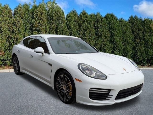 2015 Porsche Panamera Turbo