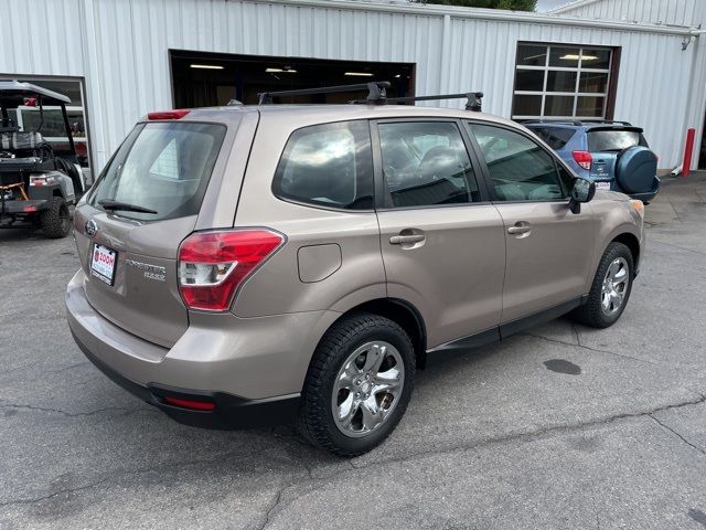 2015 Subaru Forester 2.5i