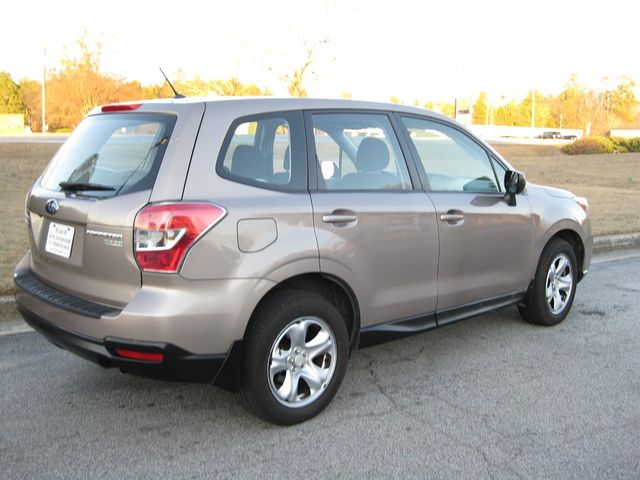 2015 Subaru Forester 2.5i