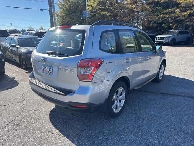 2015 Subaru Forester 2.5i