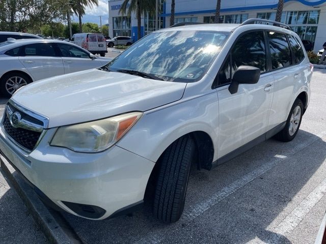 2015 Subaru Forester 2.5i