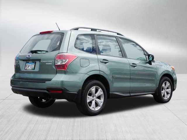 2015 Subaru Forester 2.5i