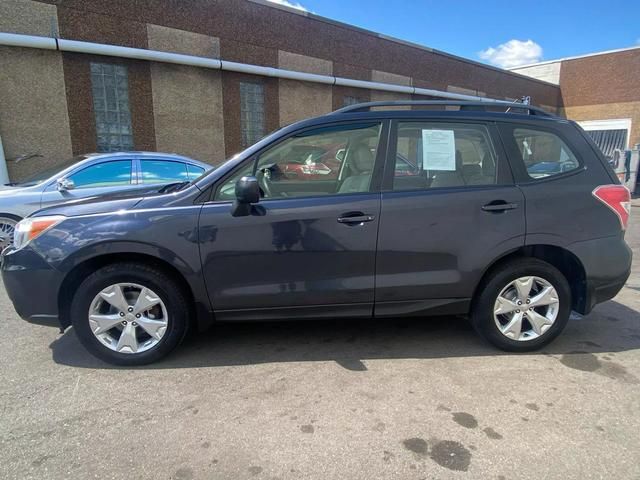 2015 Subaru Forester 2.5i