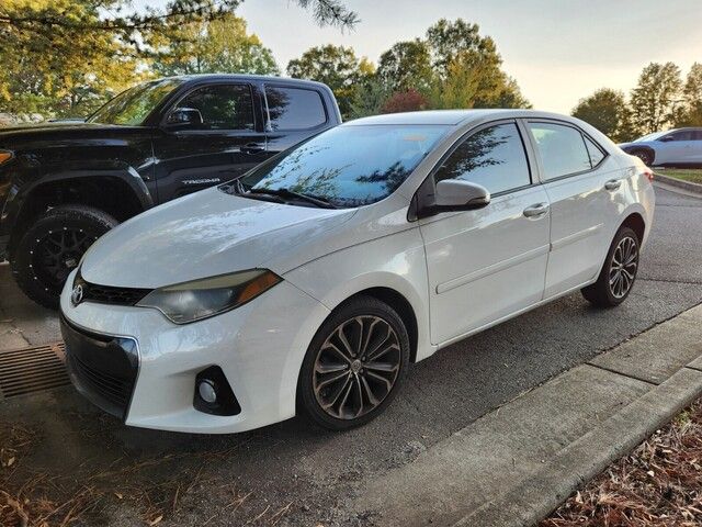 2015 Toyota Corolla S Plus