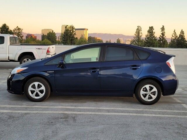 2015 Toyota Prius Two