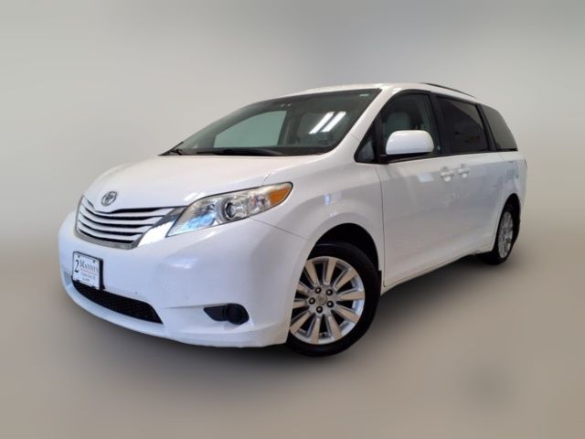 2015 Toyota Sienna LE