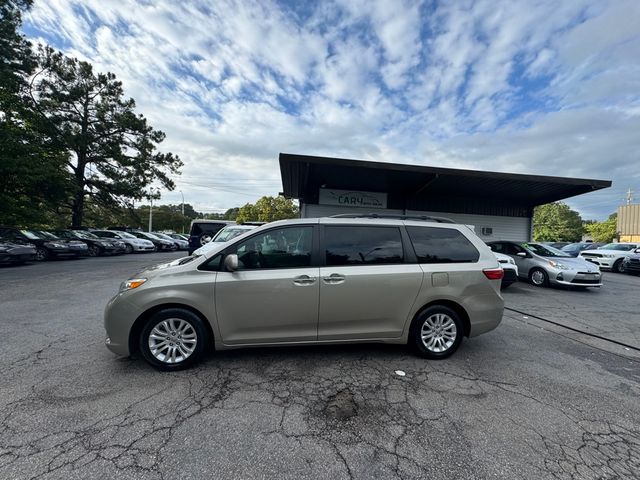 2015 Toyota Sienna 