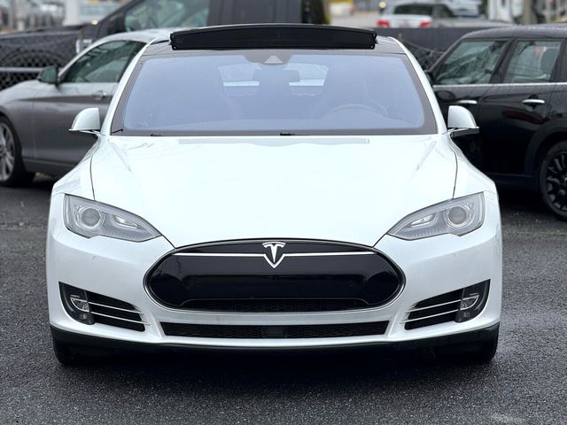 2015 Tesla Model S 90D
