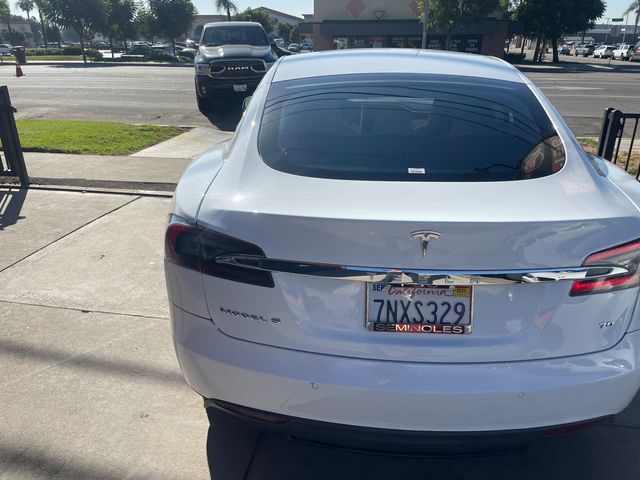 2015 Tesla Model S 85