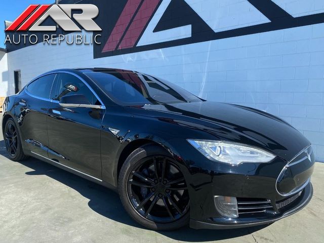 2015 Tesla Model S 70D