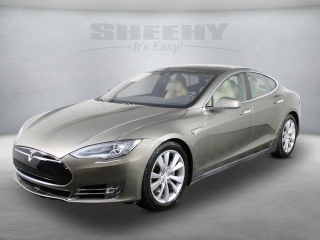 2015 Tesla Model S 70D