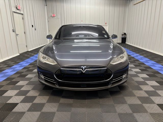 2015 Tesla Model S 70D