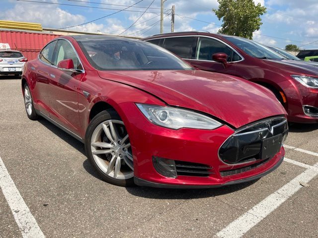 2015 Tesla Model S 70D