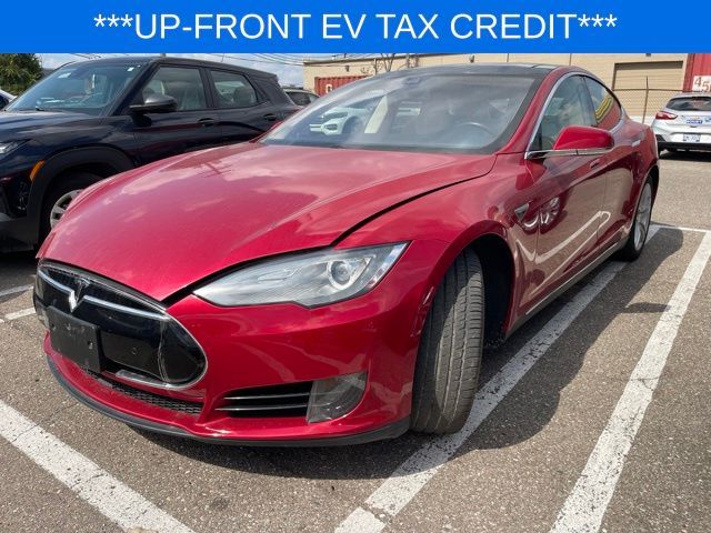 2015 Tesla Model S 70D