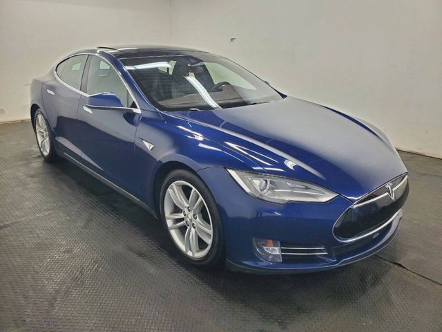 2015 Tesla Model S 70D