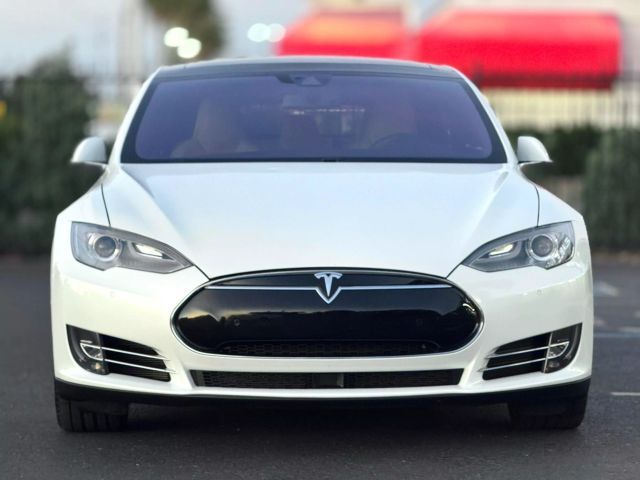 2015 Tesla Model S 70