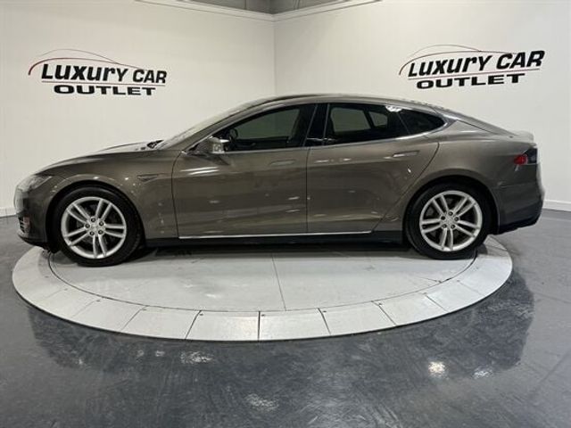 2015 Tesla Model S 90D