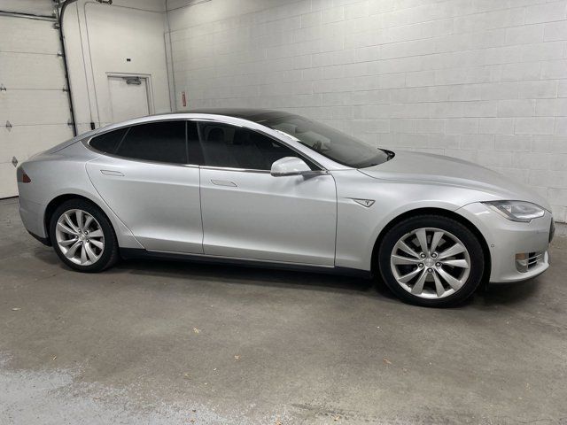 2015 Tesla Model S 85D