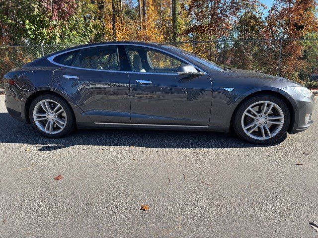 2015 Tesla Model S 85D