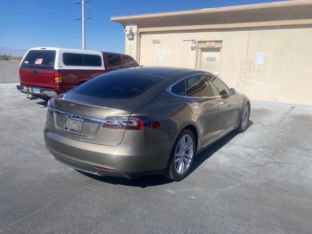 2015 Tesla Model S 85D