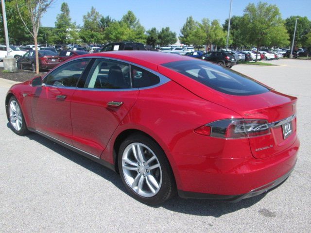 2015 Tesla Model S 85D