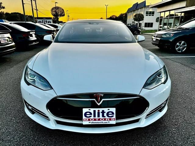 2015 Tesla Model S 85D