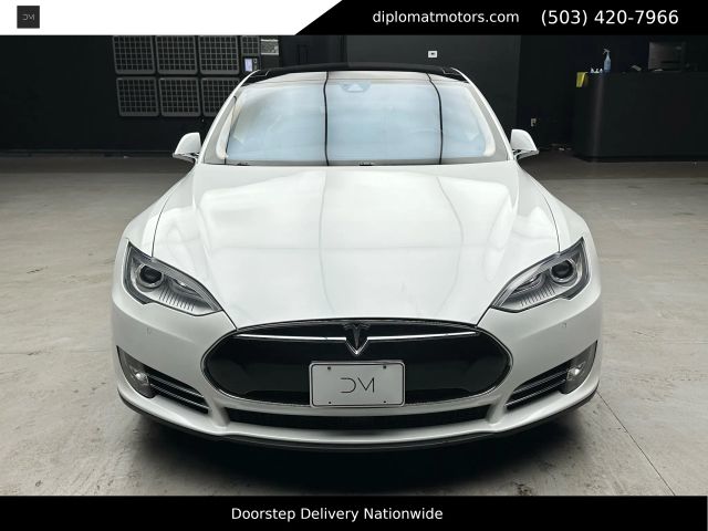 2015 Tesla Model S 85