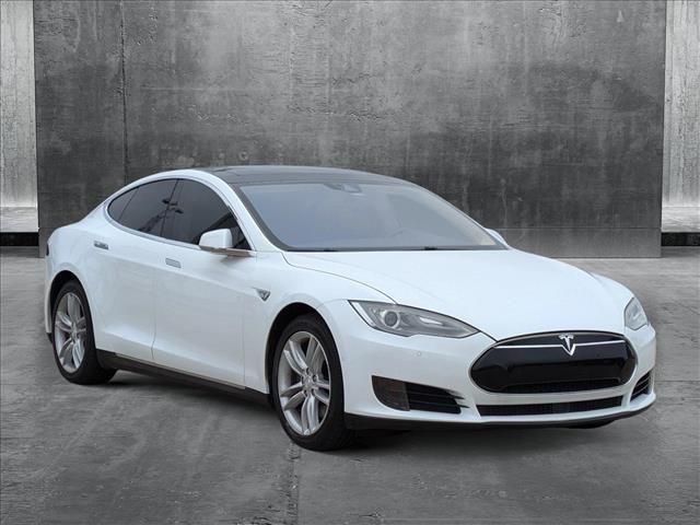 2015 Tesla Model S 85