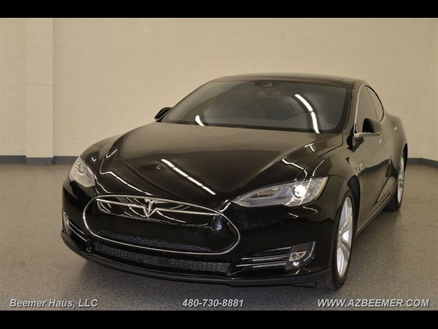 2015 Tesla Model S 90