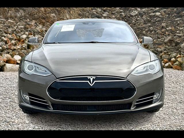 2015 Tesla Model S 90D