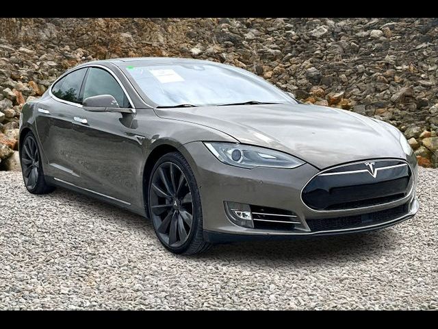 2015 Tesla Model S 90D