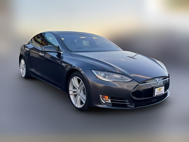 2015 Tesla Model S 90D