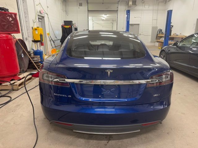 2015 Tesla Model S P90D